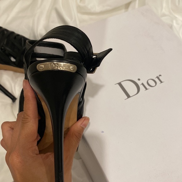 🔥Authentic DIOR Shoes🔥 - Picture 4 of 7